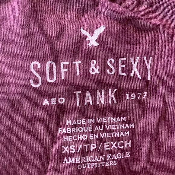 3 American Eagle shirts - Picture 3 of 4